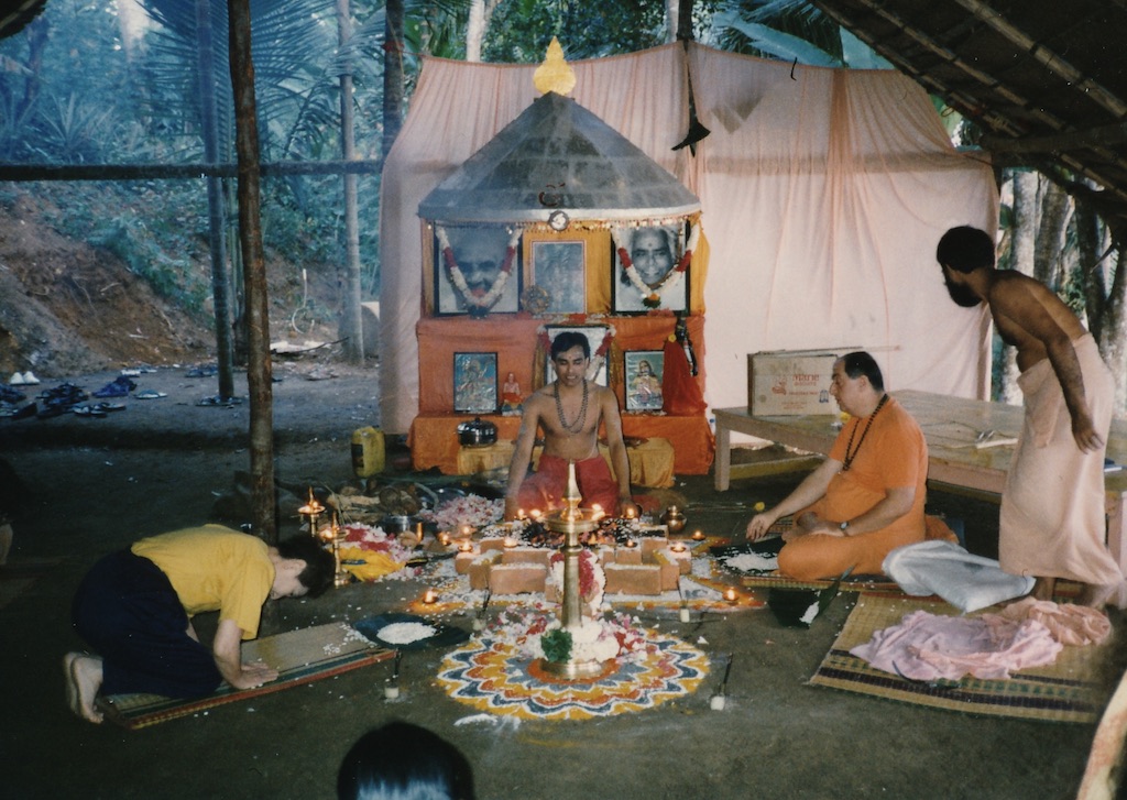 Sivananda-ashram-india-meditazione