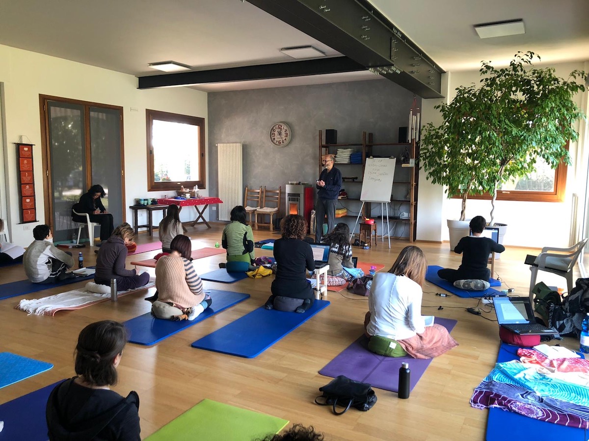 seminari-yoga-meditazione-roma